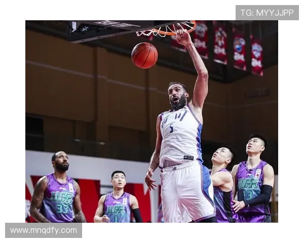 浙江与四川篮球对决精彩纷呈谁能在赛场上笑到最后 浙江与四川篮球对决精彩纷呈谁能在赛场上笑到最后