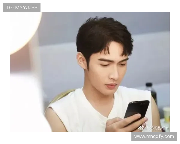 胡明轩的成长之路：从青涩少年到篮球场上的璀璨明星