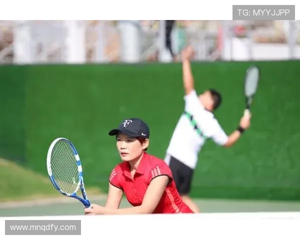 杨芳独家分享网球心得与技巧助你提升球技和比赛表现 杨芳独家分享网球心得与技巧助你提升球技和比赛表现