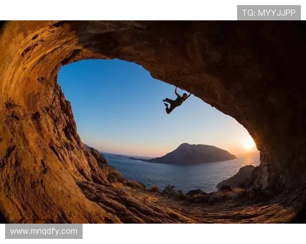 周强的极限运动人生：探索极限与自我挑战的深度对话之旅